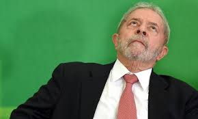 230 juristas assinam carta a favor de Lula